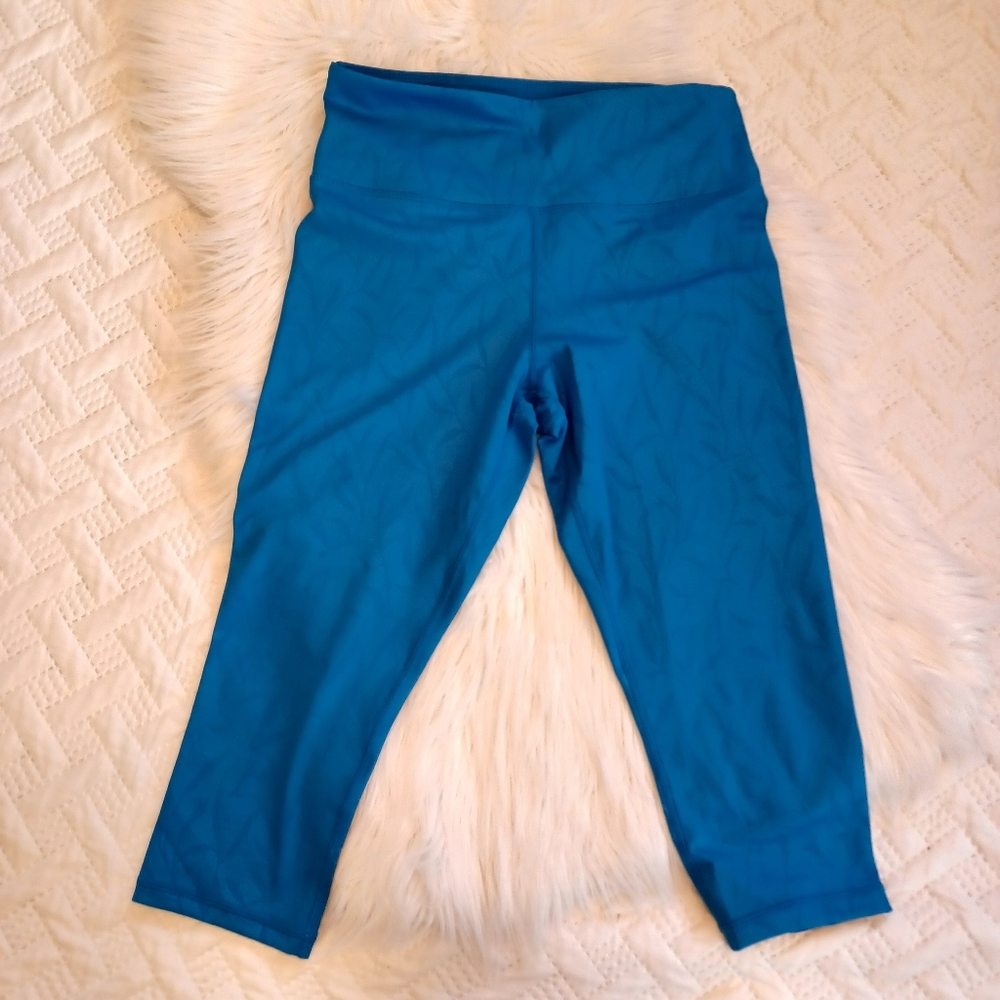 {Zyia Active} Blue Leaf Print Leggings